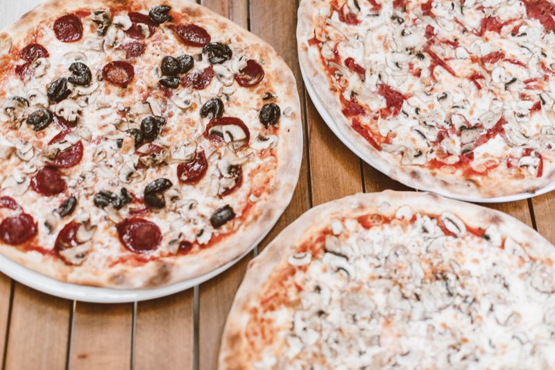 pizza luce Spicy Diavola with spicy salami and chilies
